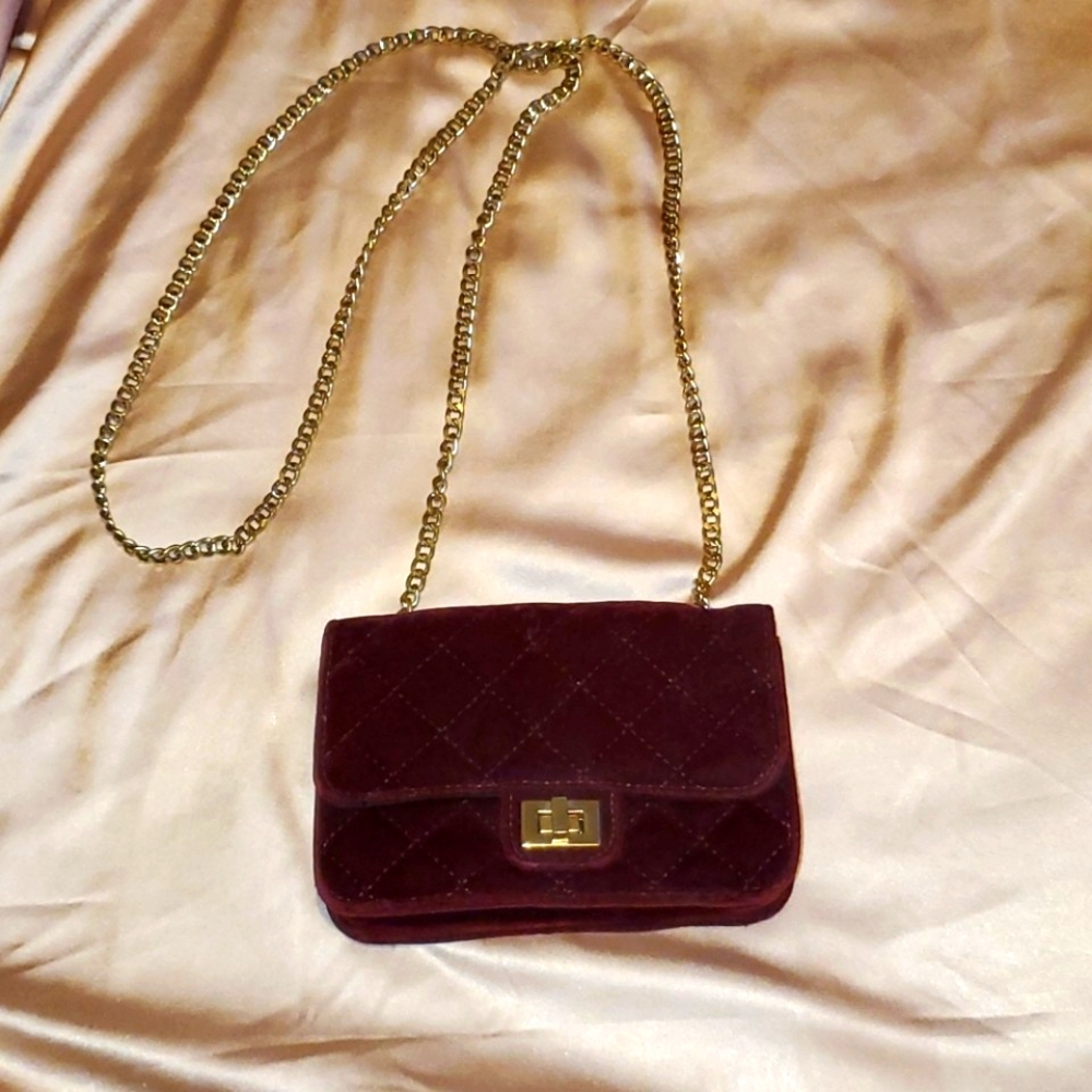Forever 21 Burgundy Velvet Quilted Purse